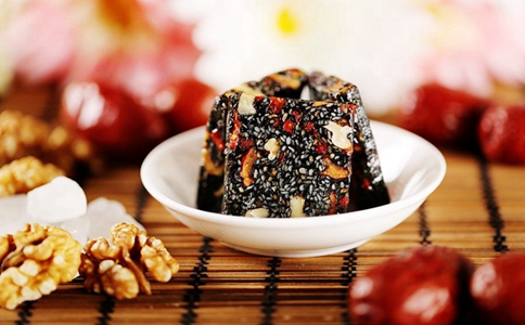 女性滋補(bǔ)最佳禮品阿膠的主要功效